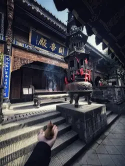 Trăm lần hứa sẽ quên