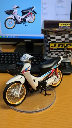 Wave 125 1/7 scale