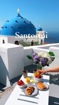 Santorini||Greece
