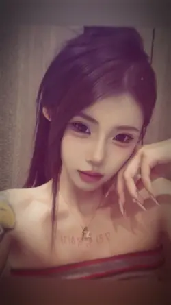 2 Ảnh Cuốn 