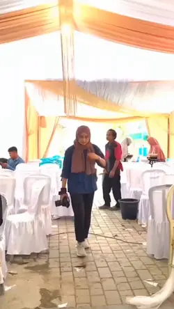 kameramen cantik 