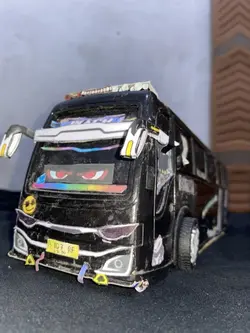 Jj miniatur