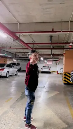 1 video + tua chậm 