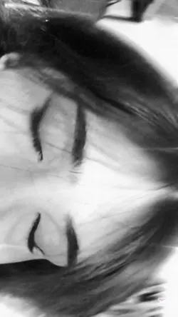 eyes slow motion 