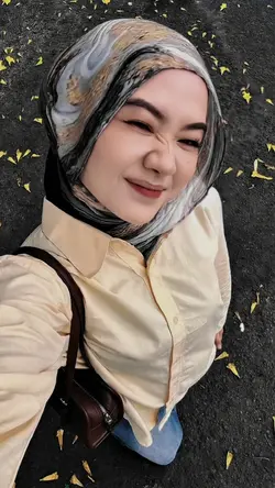 JAUH JAUH KAKA
