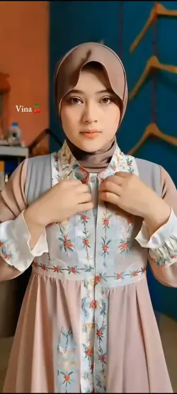 ganti kostum AI
