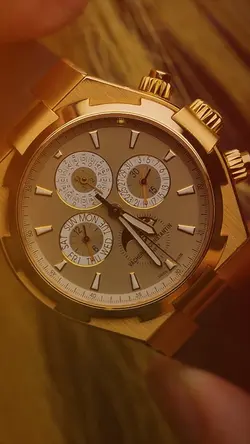 Luxury watch 