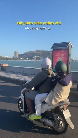 Hãy làm việc chăm..|
