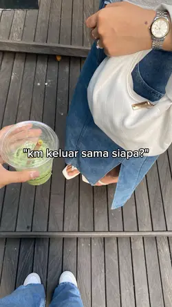 keluar sama siapa?