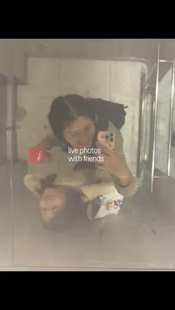 Live Photos w friend