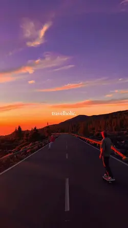 travelholic.