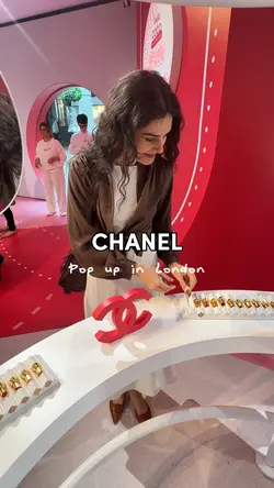 Chanel pop up