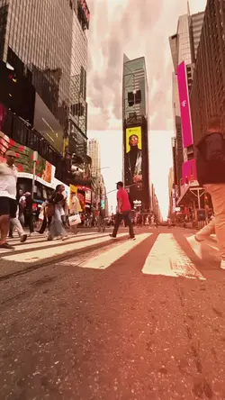 City vlog trend