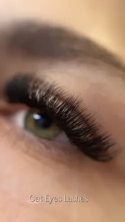 LASHES TREND