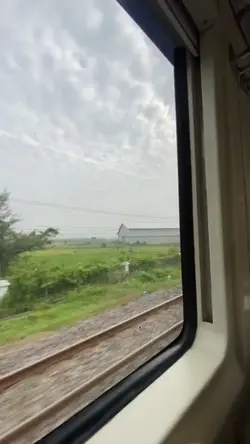 aesthetic di kereta 