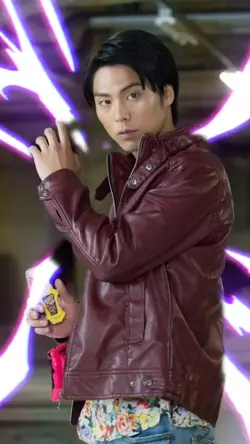 berubah jd ultraman 