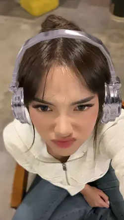 LiaAdeNonaMakinGaga