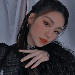 yeji hyunjin