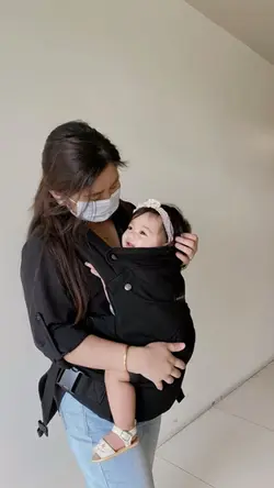Mom & Daughter