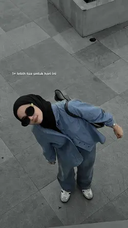 1+ lebih tua