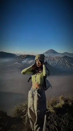 JJ Naik Gunung 