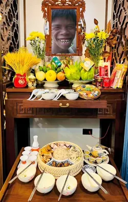 Mẫu troll bạn bè