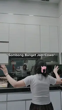 Sombong Banget Jadi