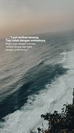 Laut terlihat tenang