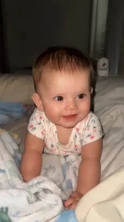 baby sneezing trend