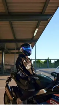 Aprilia RSV4 Factory