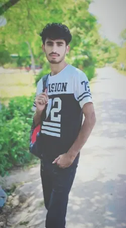 تو مجھے ہر حال میں 