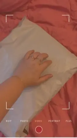 UNBOXING