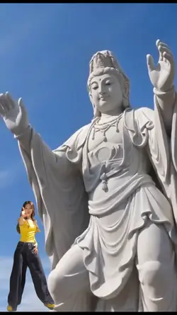 Budda dancing