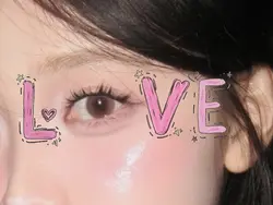 Trend mắt Love