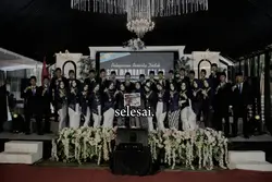 satu kelas terakhir