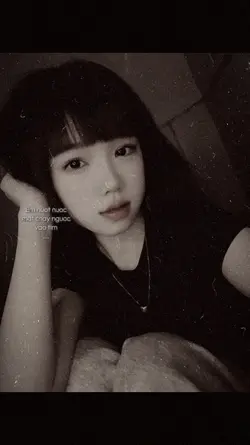 1 ảnh + Màu Lyrics 