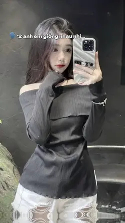 2 anh em giống nhau 
