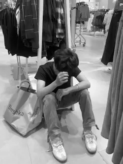 galau aesthetic bnw