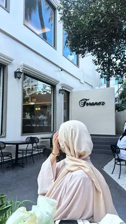 Nina_Feast