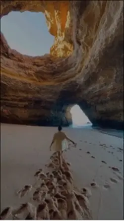 2 Video Cinematic