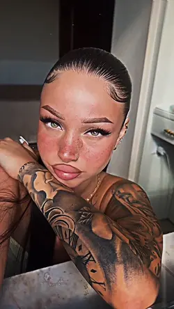 selfie trend