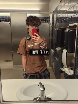 I love freaks