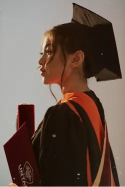 Graduation pictorial