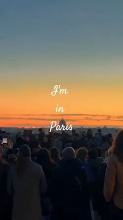 I'm in Paris