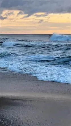 SLOWMO BEACH