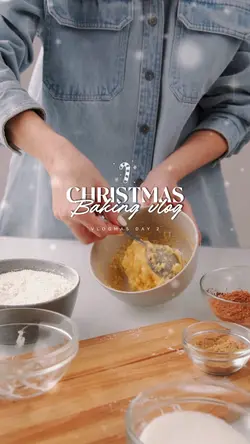 VLOGMAS BAKING 