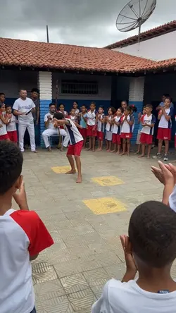 Capoeira na escola🤸🏽♂️🪘