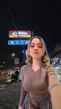 Trend ajeng febria