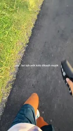 lari itu asik kalo