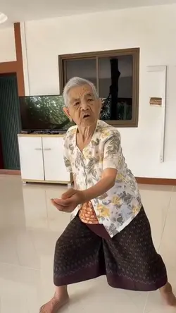 Grandma dancing omg